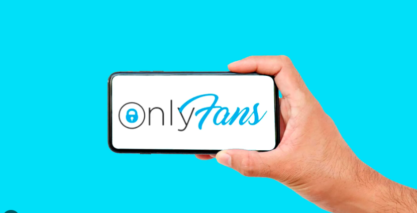 Tutti parlano della maestra su OnlyFans ma nessuno del padre che ha diffuso le foto. È violenza di genere anche questa