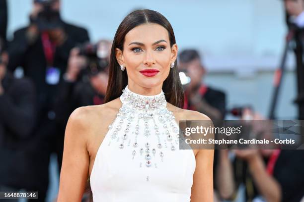 Paola Turani: modella, influencer, mamma e imprenditrice